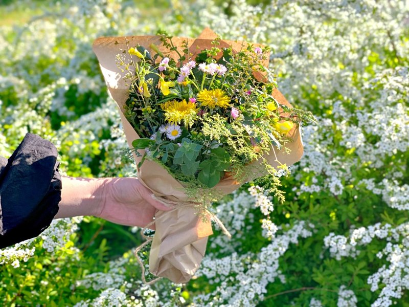 実践レポート 花屋は雑草をブーケにできるか Juneray Note