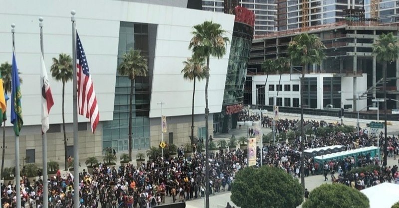 日本より海外でヒットするアニメ映画 ヒロアカ 夏目友人帳 数土 直志 すど ただし Note