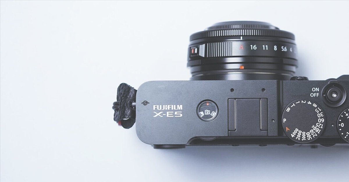 FUJIFILM X-E5のアクセサリ選び｜トキノート