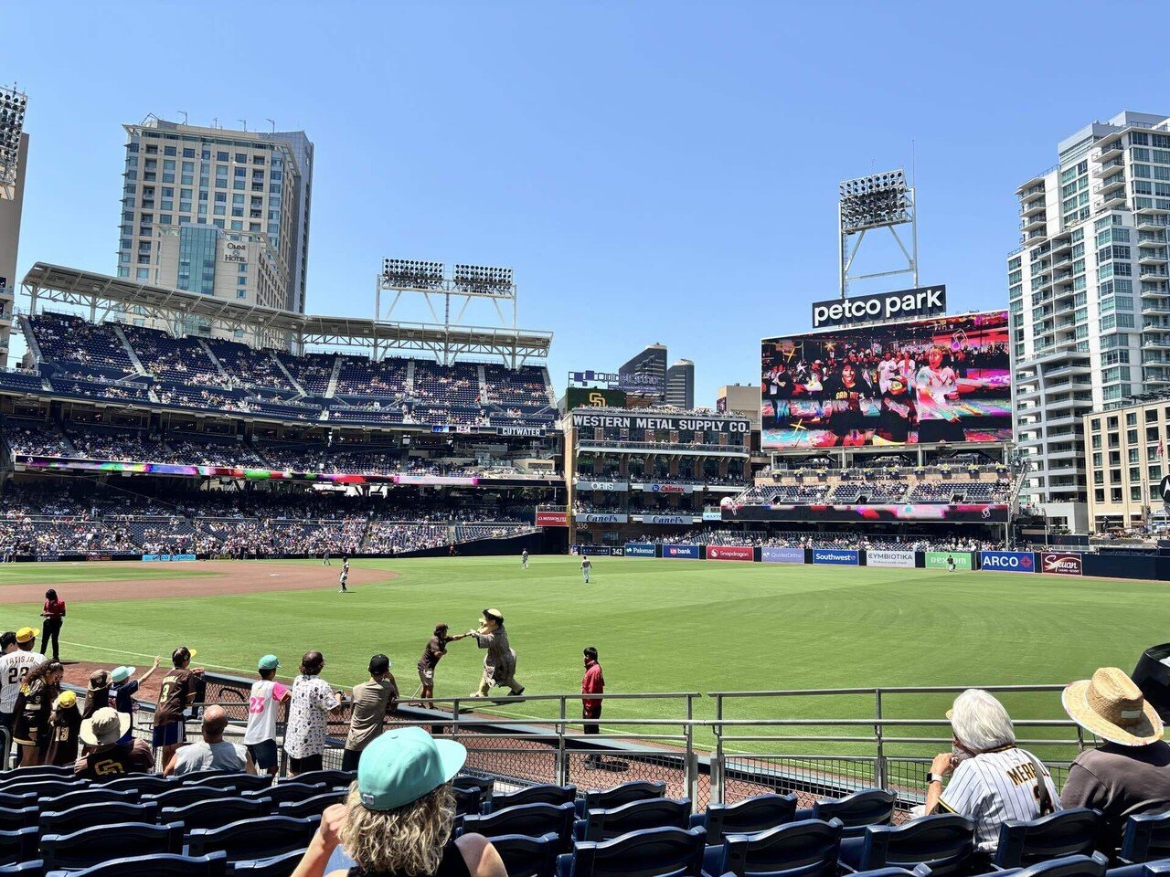野球】サンディエゴのペトコパークへ行った日｜Azu