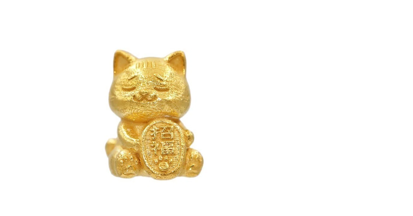猫にも小判?」。JUNGOLDの新作は、愛くるしい猫の純金モチーフ 猫にも小判?」。JUNGOLDの新作は、愛くるしい猫の純金モチーフ