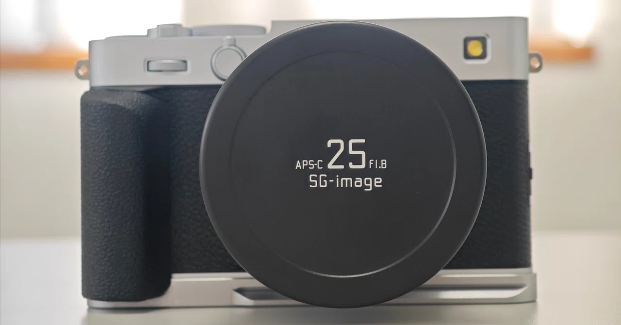 2025年9月6日 FUJIFILM X-E5 SG-image AF 25mm F1.8｜ジョイフル