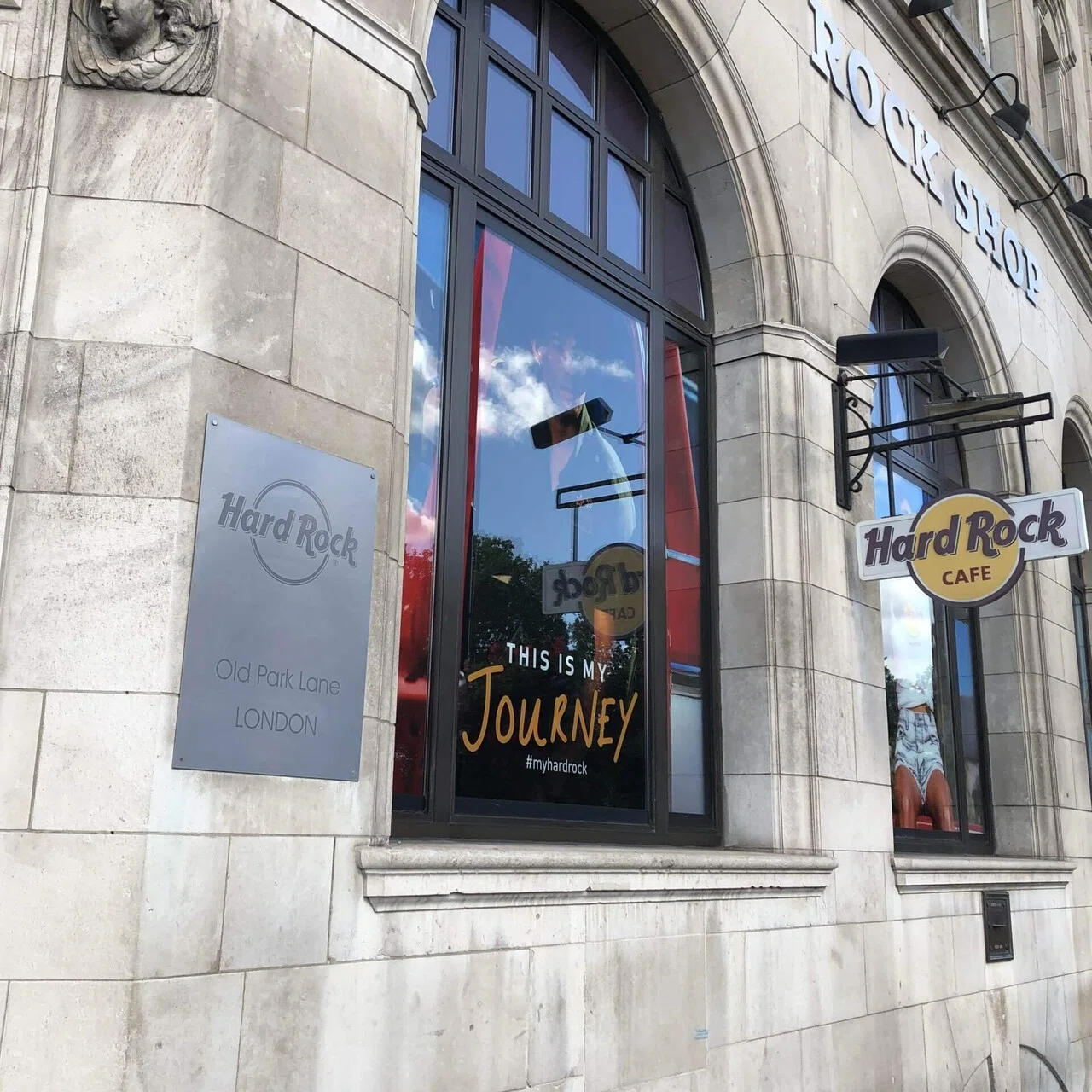 イギリス🇬🇧】 ハードロックカフェの原点、ロンドン1号店で味わう特別