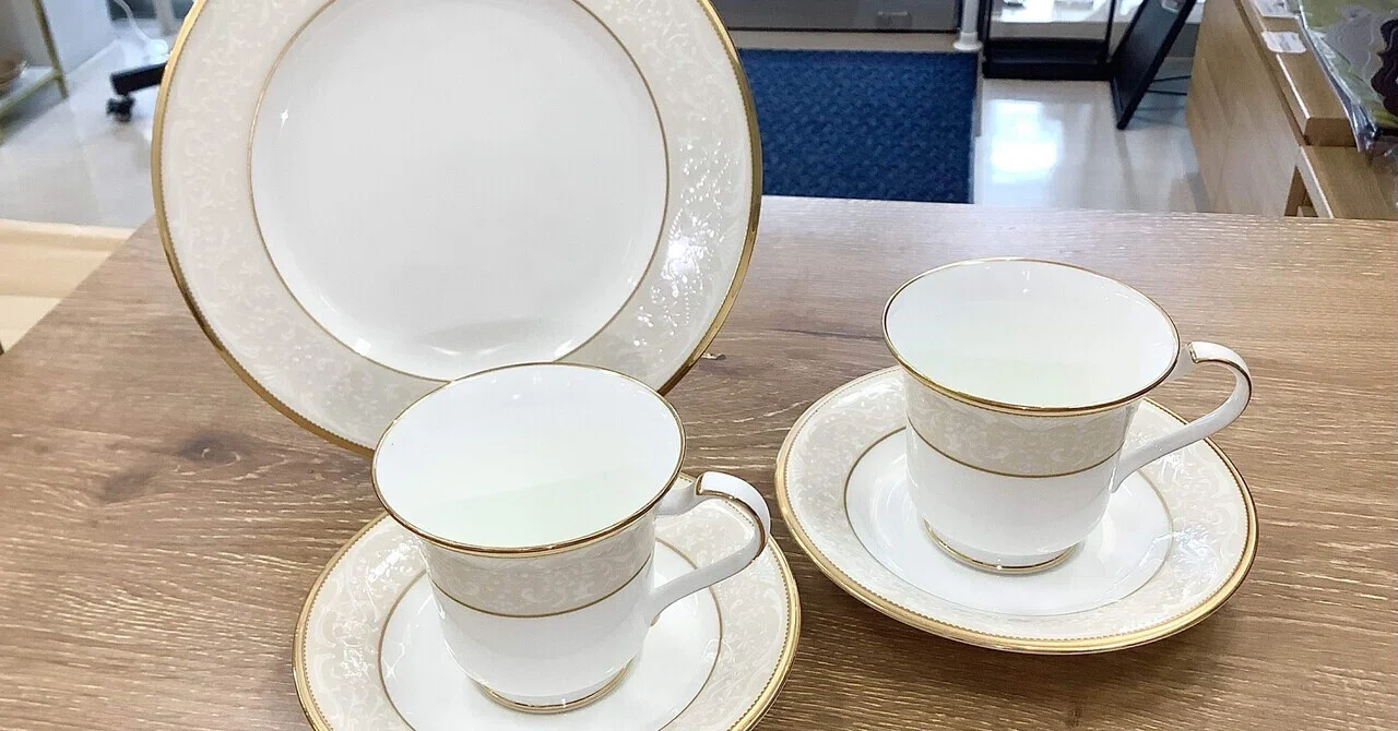 ノリタケ ホワイトパレス アメリカン椀皿ペアと22cmプレートのご紹介 