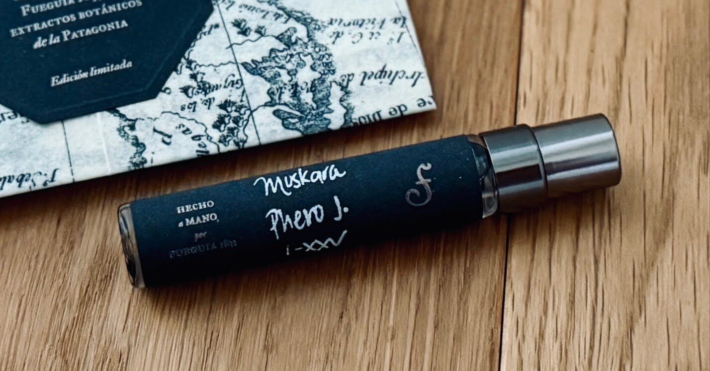 Fueguia 1833 | Muskar Phero J.。肌が奏でる、もうひとつの言葉｜kaz-san