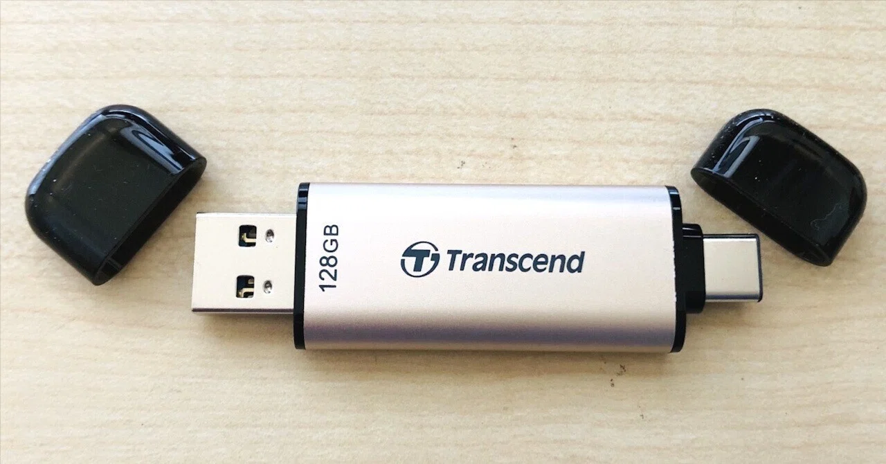 USBメモリーレビュー : Transcend JetFlash 930C 128GB｜4cv Lab