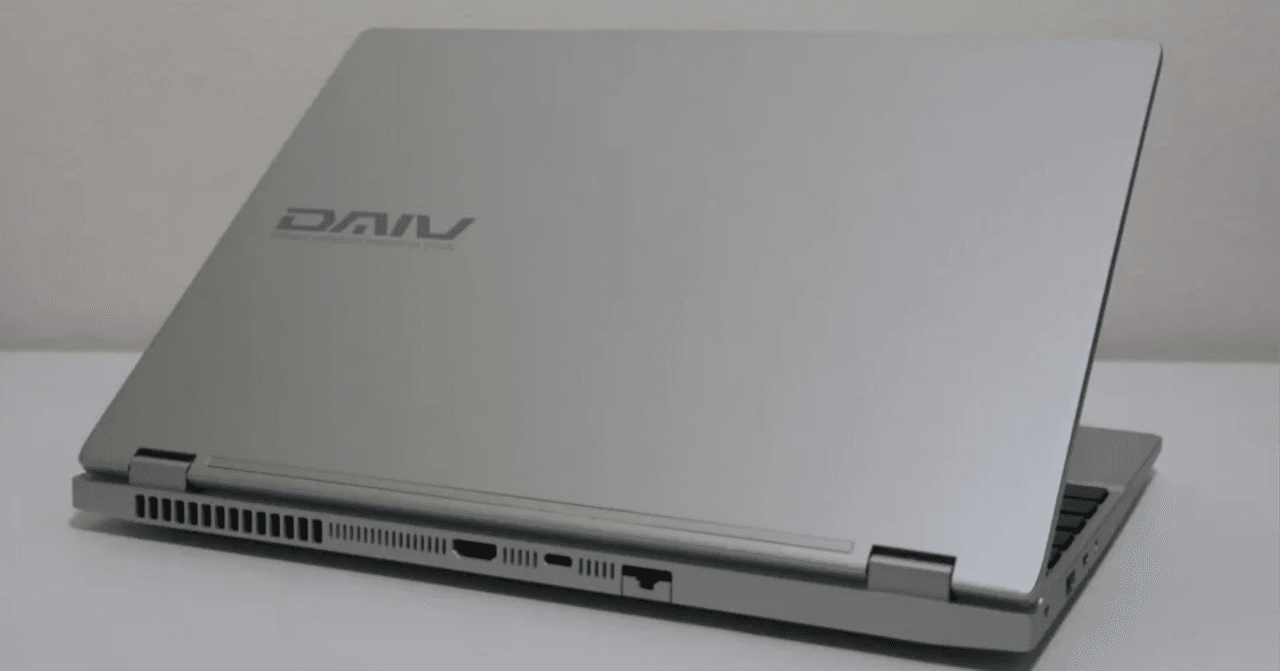 美品 DAIV Z4 13世代 i7 32GB 1TB WUXGA オフィス24 DAIV Z4 13世代Core i7 1360P 32GB 1TB NVMe4 SSD Office Win11