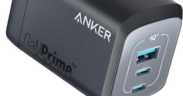 分配器・切替器 Anker Prime Charger (250W, 6 ports, GaN) Anker、最大250W出力対応でディスプレイ&充電モード切替機能を