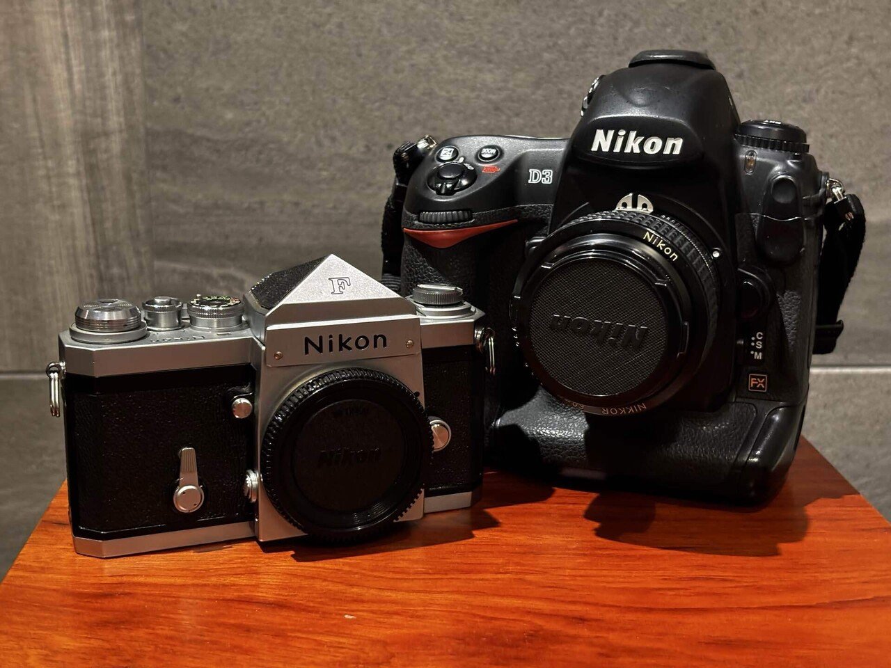フィルムカメラ Nikon F2 AS 50mm F1.2 Nikon Z 50mm f/1.2 S Review