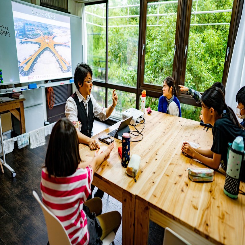 日本にまだない 探究型の中学 ラーンネット エッジに行ってみた 2 10代の探究者のためのカリキュラム 探究メディアq Note