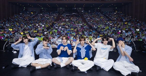 TWS ソウルコン ペンミ 42:CLUB スタジャン ジャケット Lサイズ TWS ソウルコン ペンミ 42:CLUB スタジャン ジャケット Lサイズ