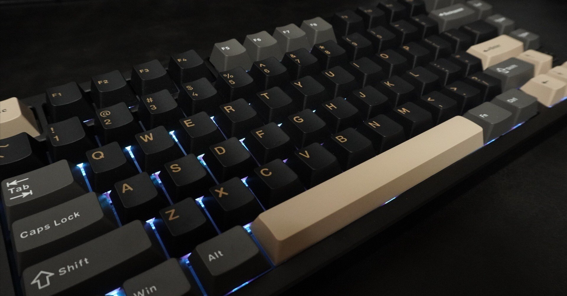 WOBKEY Rainy75 color ブラック Unexpectedly Bad] WOBKEY Rainy 75 Review [Highly Rated Gasket