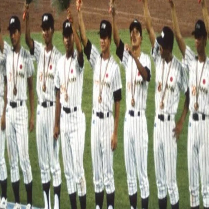 プロ野球選手名鑑 ヤクルトスワローズ 伊藤智仁｜ぼぶほーなー