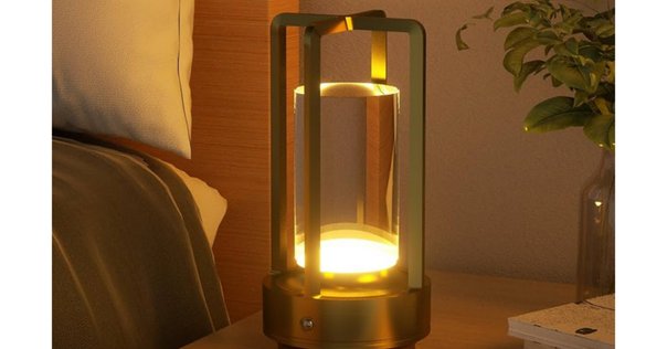 新品未使用品　アプレAPRÉS Beta LED ライト - White 新品未使用品 アプレAPRÉS Beta LED ライト - White Beta LED