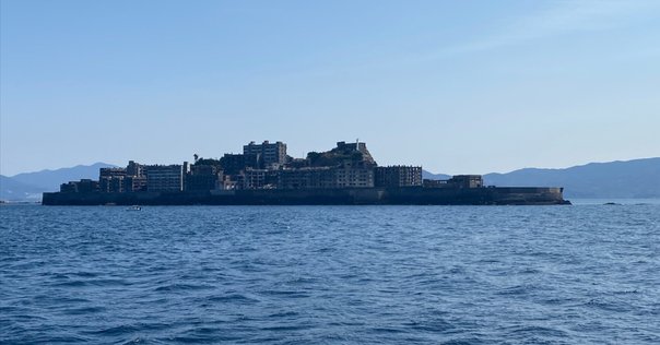 端島（軍艦島）写真集３冊セット➕おまけ本　端島　海に眠るダイヤモンド 端島（軍艦島）写真集3冊セット➕おまけ本 端島 海に眠る