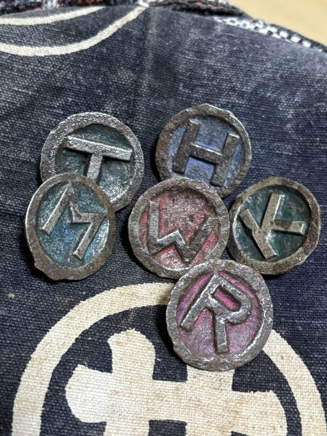 30年以上前の早稲田大学 バッジ 30年以上前の早稲田大学 バッジ