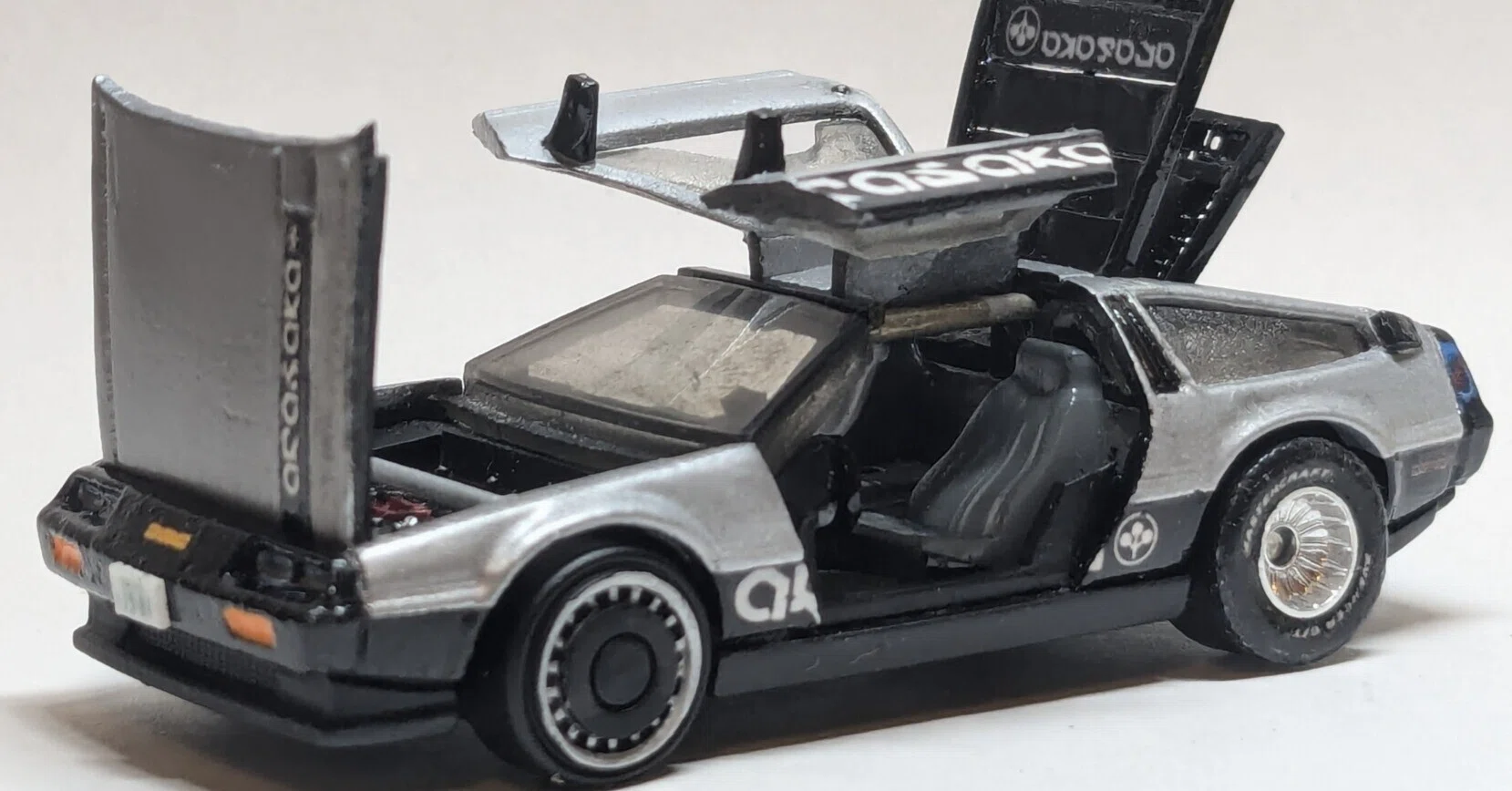 貴方の車をミニカーに！ 1/64 オーダーメイド・愛車再現のご案内｜Big