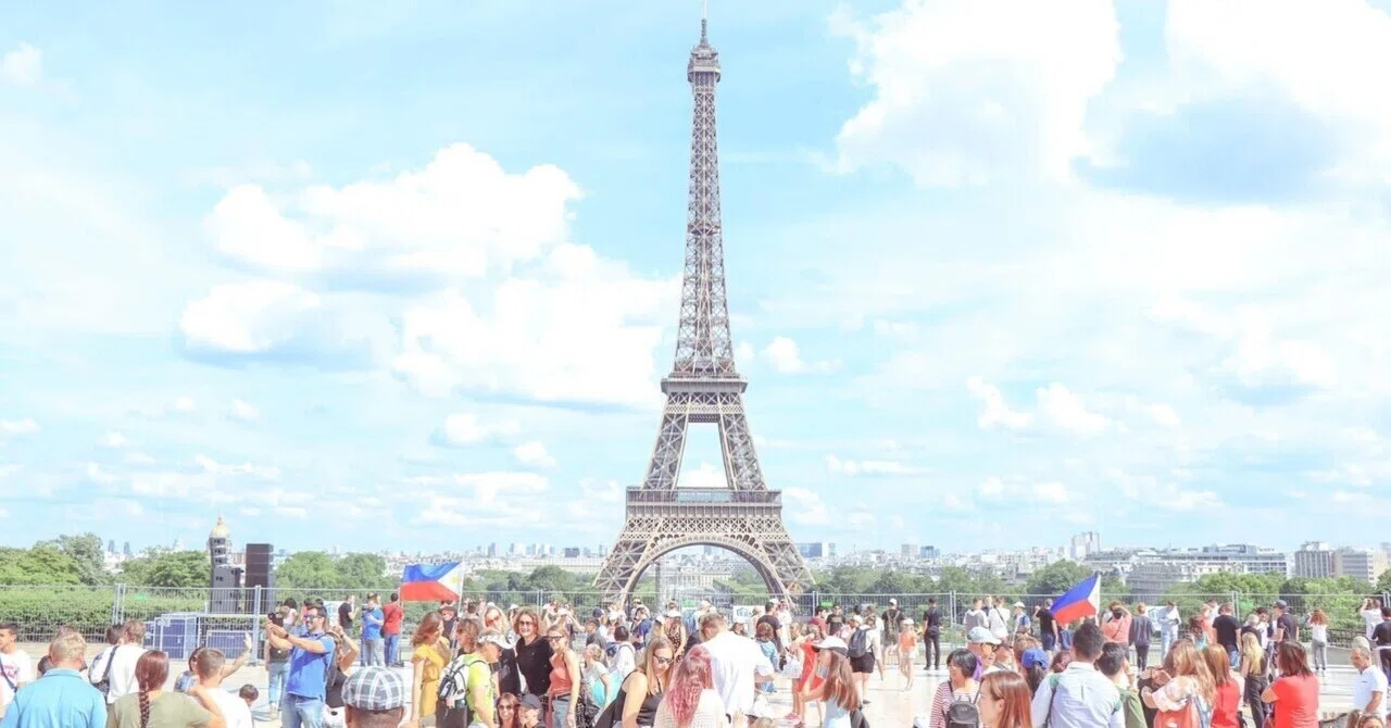 イギリス・フランス旅行！Part8 〜20年越しのエッフェル塔レストラン