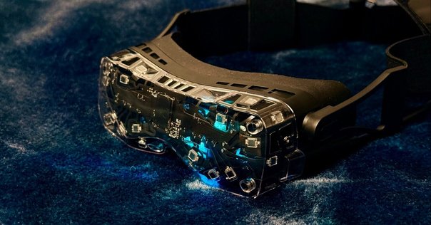 Avegant Glyph 本体 Glyph Hack - 網膜投影ヘッドセットを改造した話｜川島優志