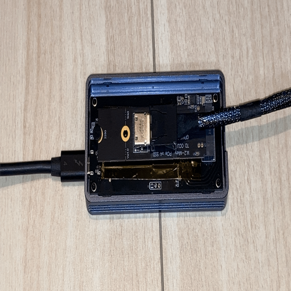 MINIS FORUM DEG1 PCI Express 外部GPUアダプター Amazon.com: MINISFORUM DEG1 External GPU Dock Station, Mini eGPU