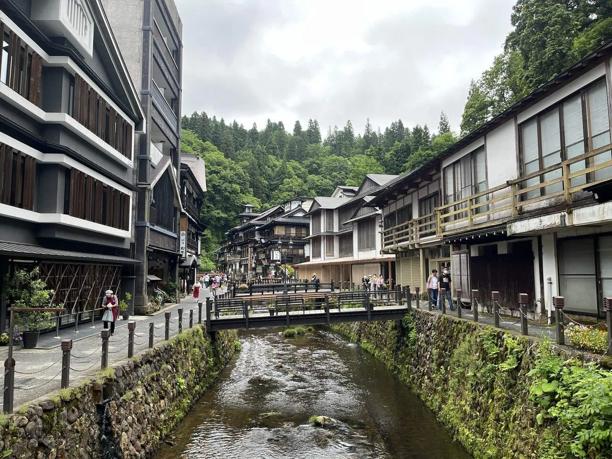 銀山温泉(山形県)、おしんの舞台
