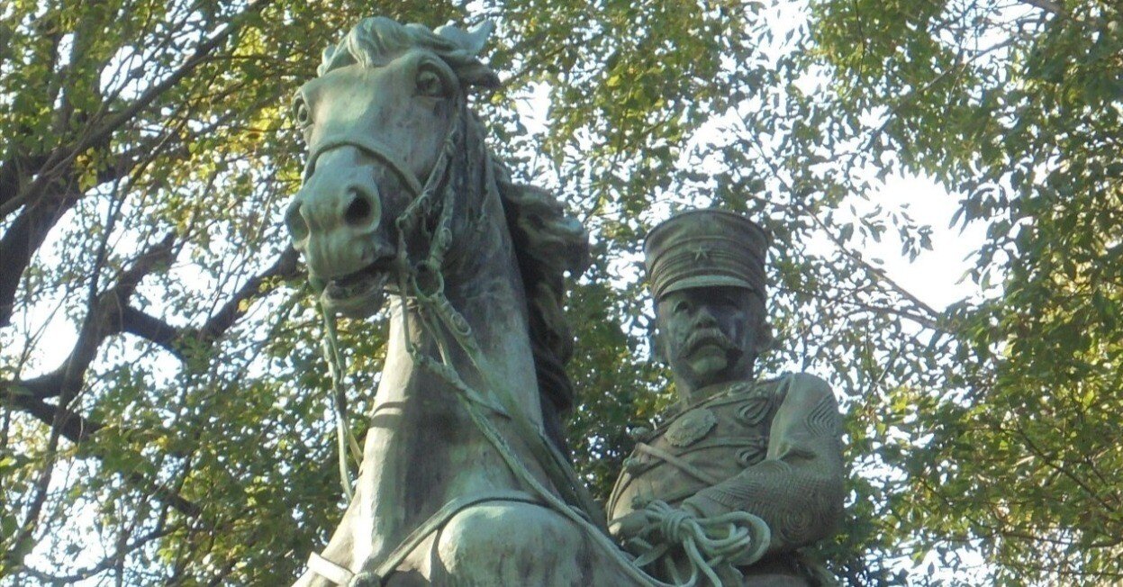 足尾の銅で鋳造した北白川宮能久親王像｜坂本寛明