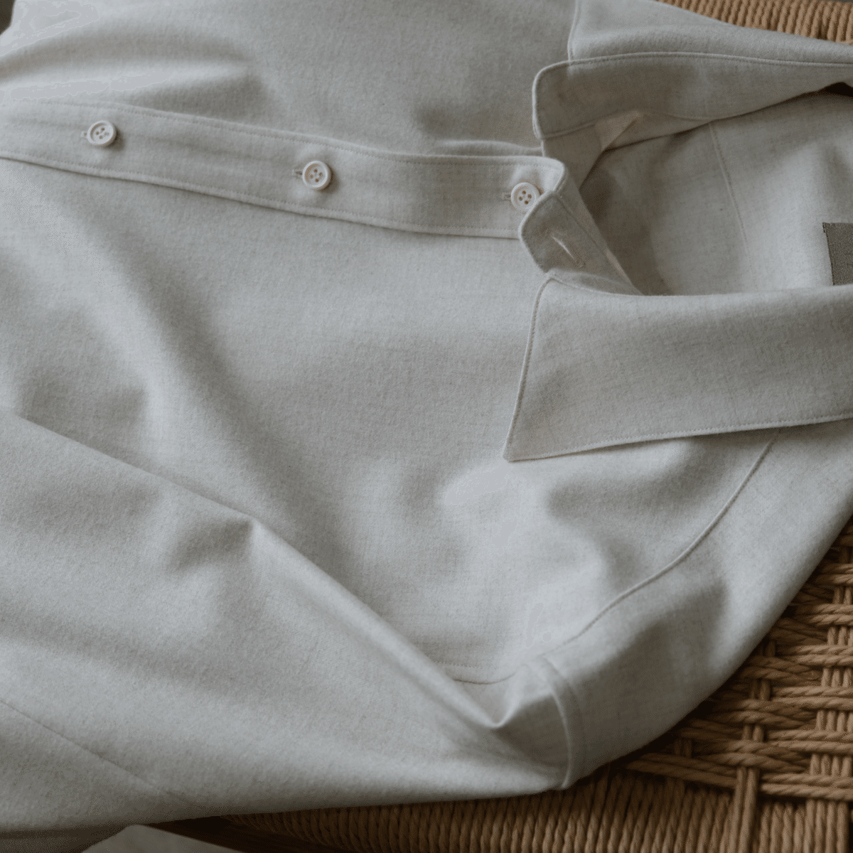 普通のシャツ』？｜水岡