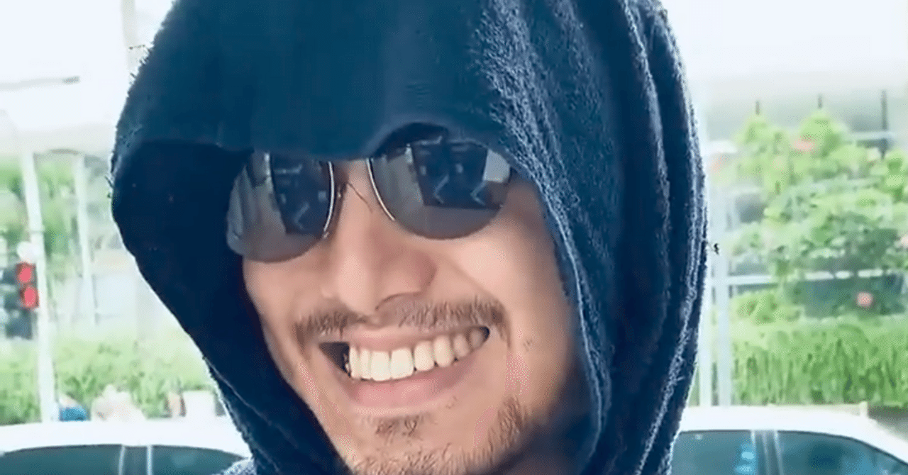 藤井風が徹子の部屋で語った“父は世界、母は愛”──擦り切れたタオルに