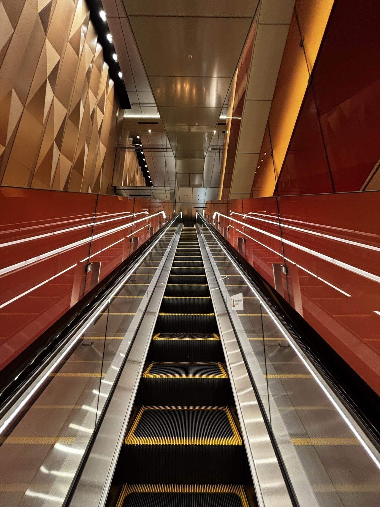 虎ノ門ヒルズの「クロワゼ」 真空管アンプとKlipschのヴィンテージ