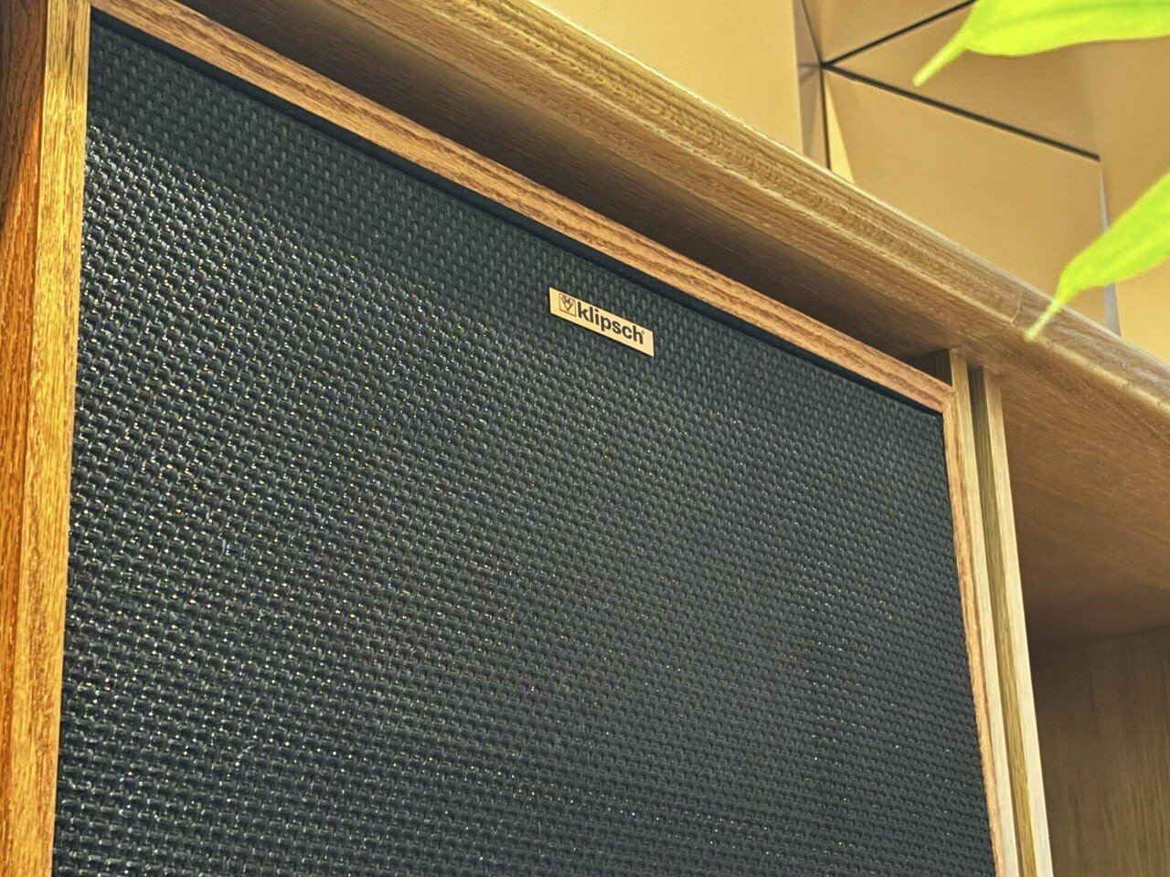 虎ノ門ヒルズの「クロワゼ」 真空管アンプとKlipschのヴィンテージ