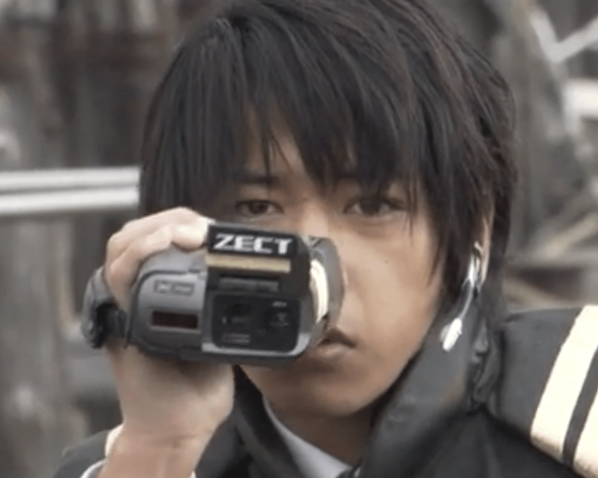 たのしい幼稚園 仮面ライダークウガ キャラクターカメラ 仮面ライダークウガのカメラと、特撮に出てくるカメラの話｜けいふ