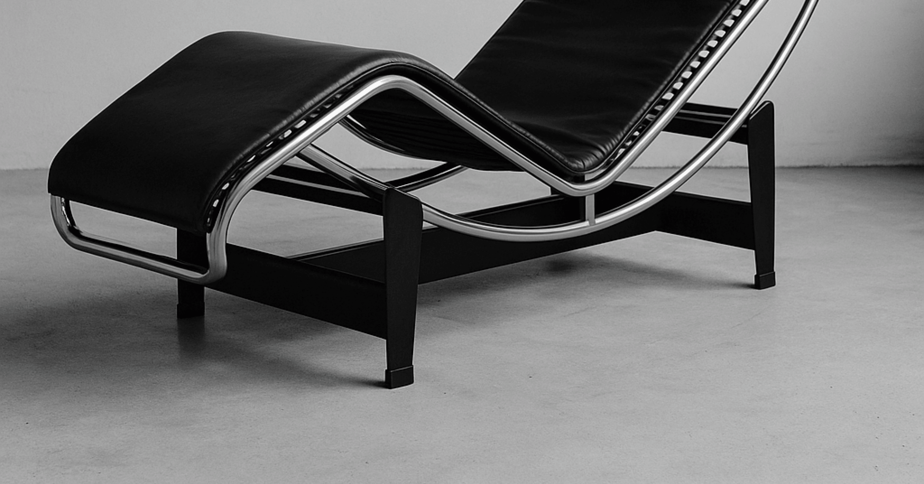 【毎朝¥500値下げ中】Le Corbusier lc4 シェーズロング 毎朝¥500値下げ中】Le Corbusier lc4 シェーズロング パイプフレームが