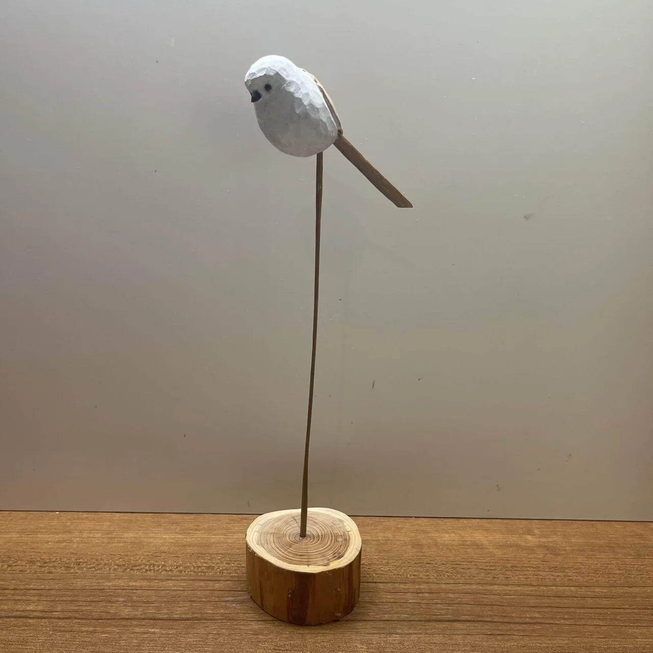 木彫りと竹で 雪の妖精シマエナガを作る｜森の和