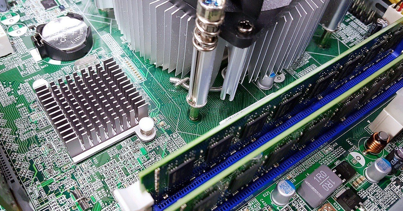 自作PC（Core i7-9700Kから）のアップグレード｜グレッチ兄さん
