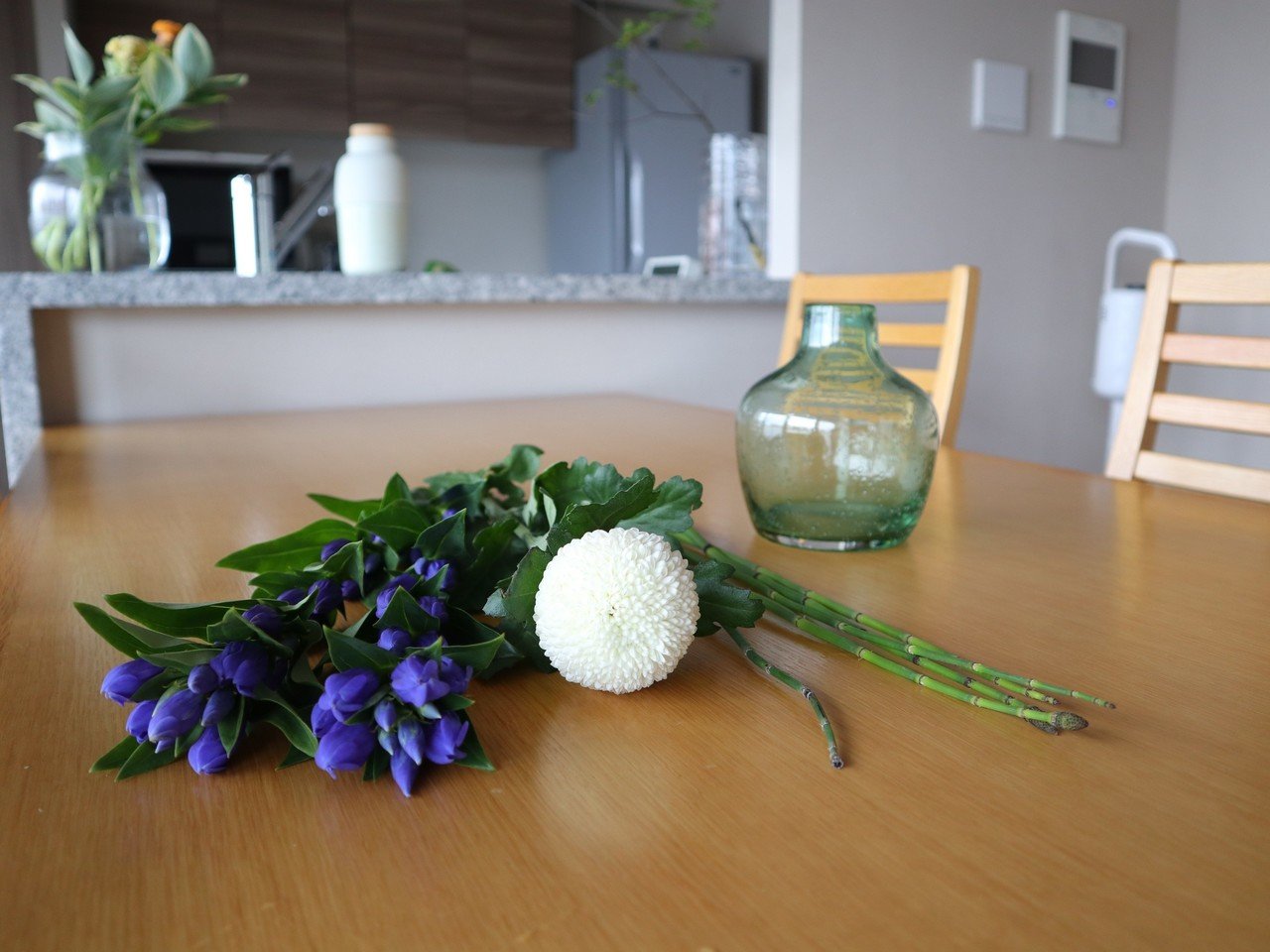 公開レッスン ストレスなく花を飾ろう リンドウ シンプルライフクリエイター おおつかなおみ Hanaike はないけ Note 公開レッスン ストレスなく花を飾ろう リンドウ シンプルライフクリエイター おおつかなおみ Hanaike はないけ Note