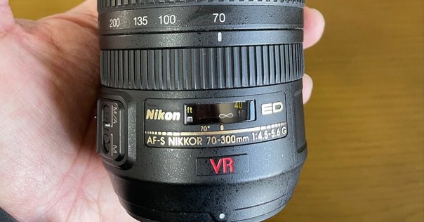 AI AF Zoom-Nikkor ED 70-300mm F4-5.6D｜硝子窓