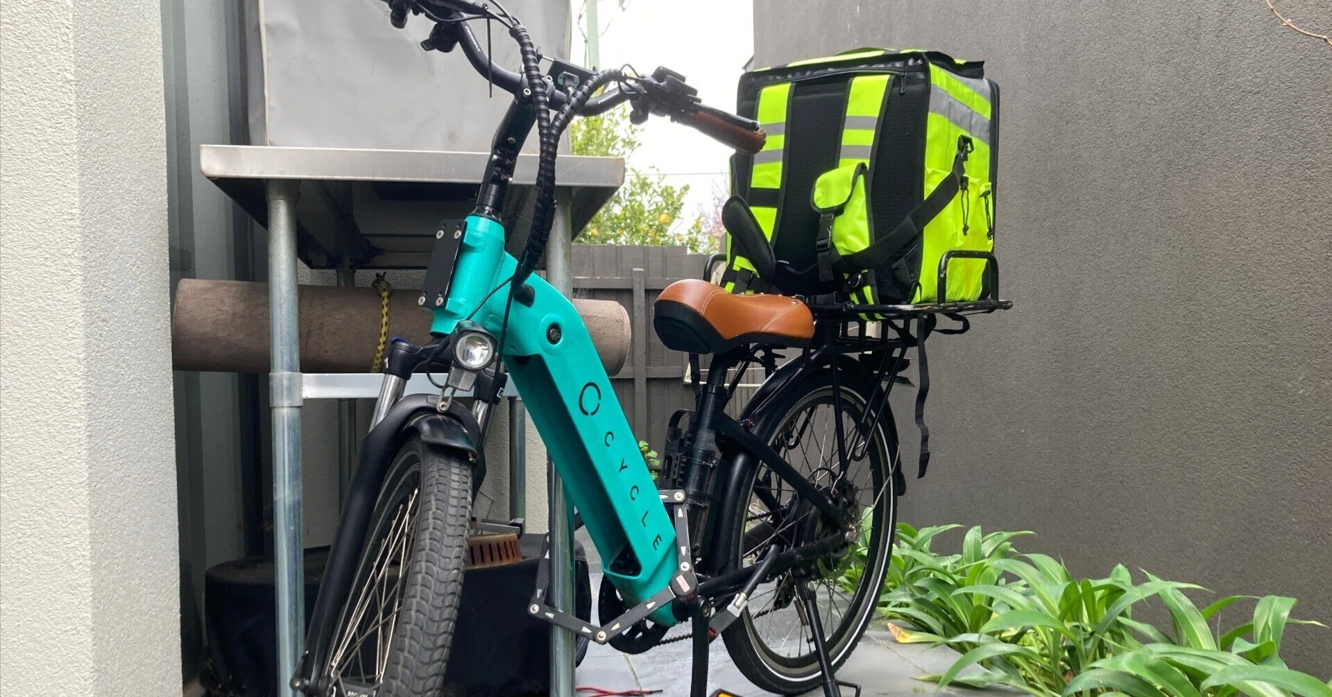 メルボルンでUber Eatsデビュー！OcycleのE-bikeに乗って配達してみた