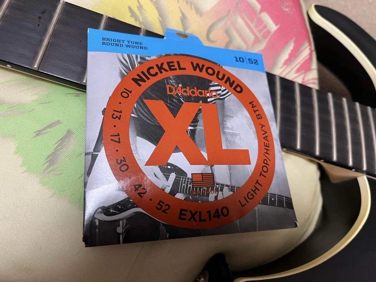 4年前に買ったギターの弦交換を初めてした笑｜XXUX(読み方:ゆー)