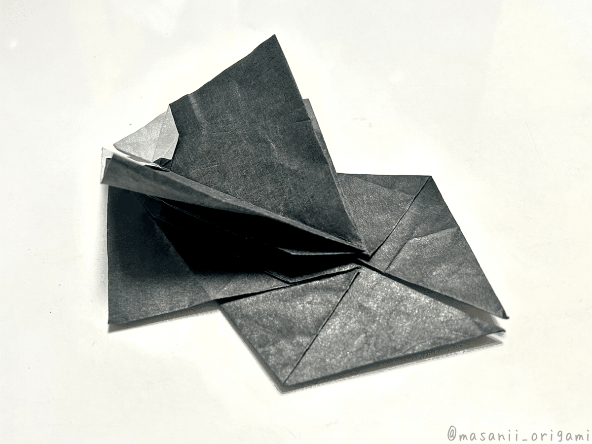 折り紙1枚！レトロ感満載の目覚まし時計／