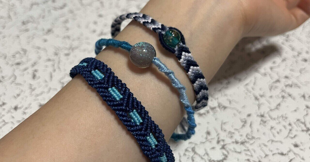 Sara Finchley silver misanga bracelet｜hitogatarobot