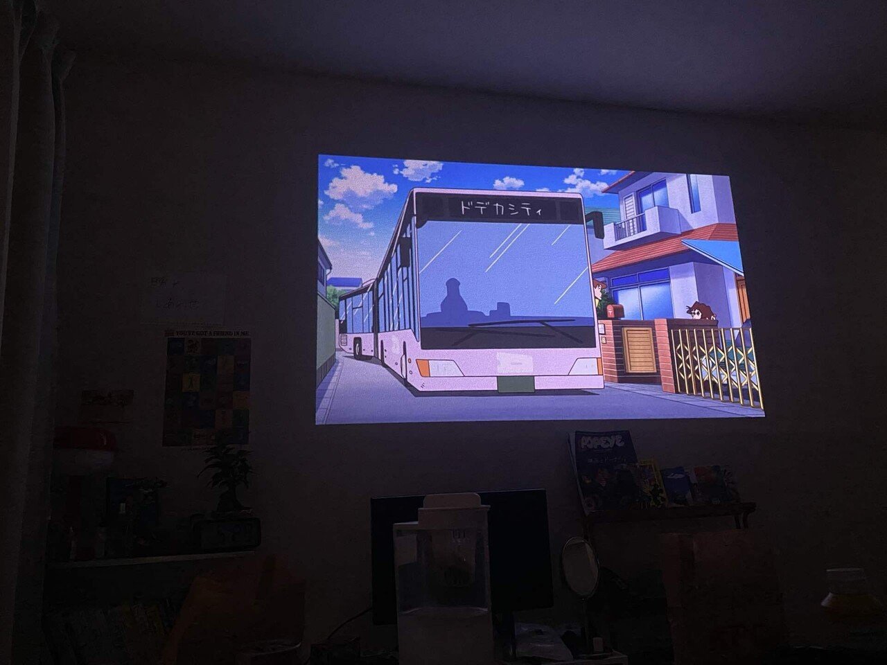 ❤集光スクリーン付属❣8000LMで自宅が映画館に早替わり