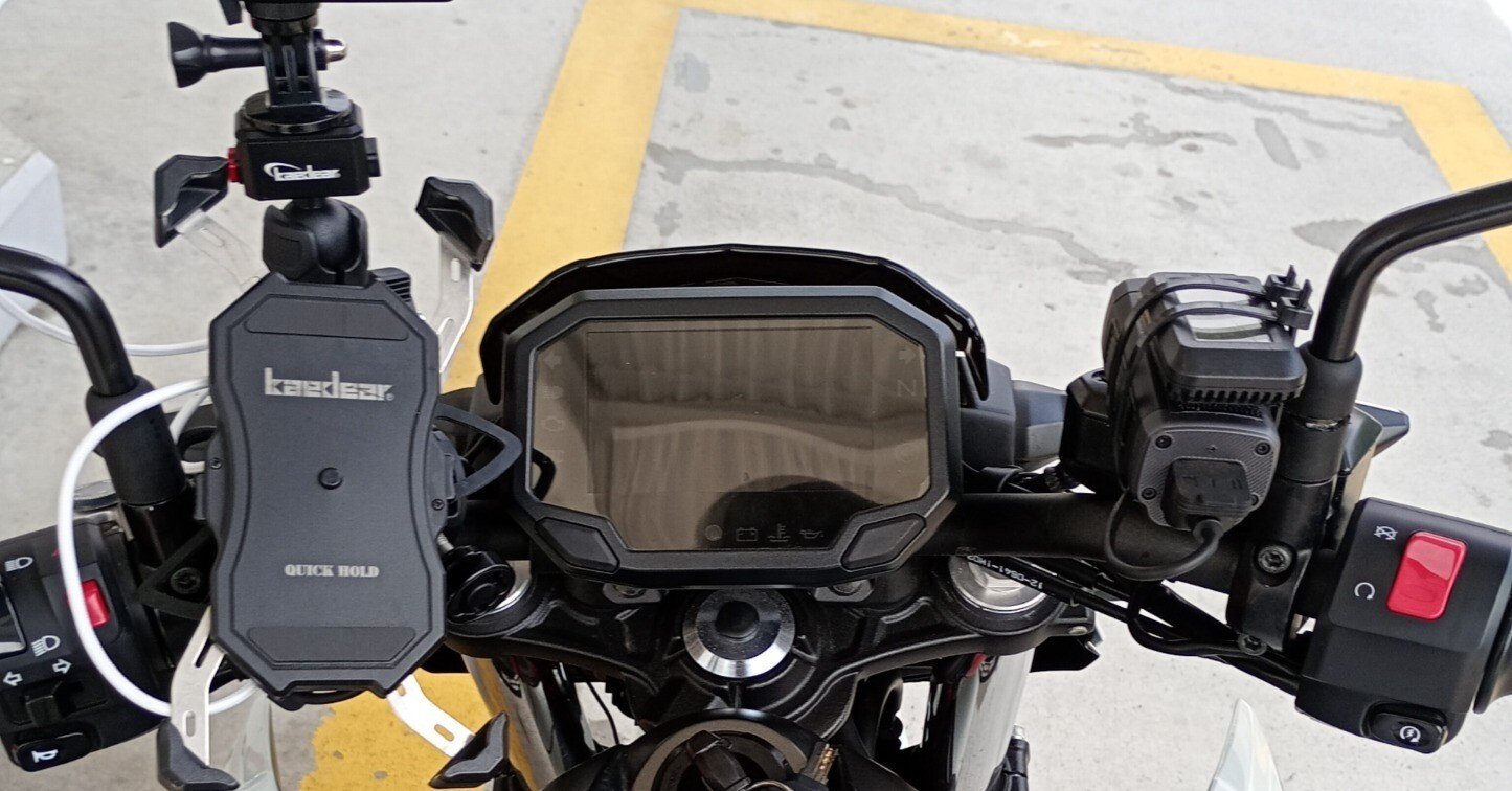 立ちゴケで凹んだタンクを直した【Z650】｜benkey