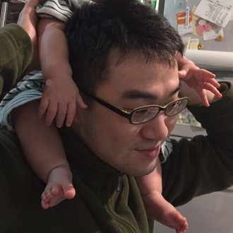 赤ちゃんがおっさんめいているのは 漫想新聞6号掲載エッセイ 育児エッセイの練習 Note