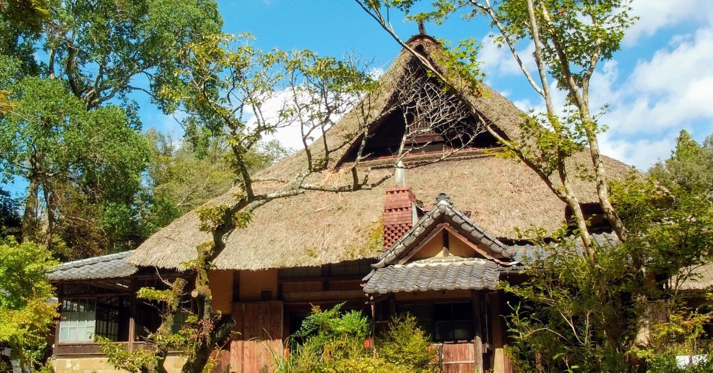 北大路魯山人の旧宅、春風萬里荘の庭園。｜niwa_emon