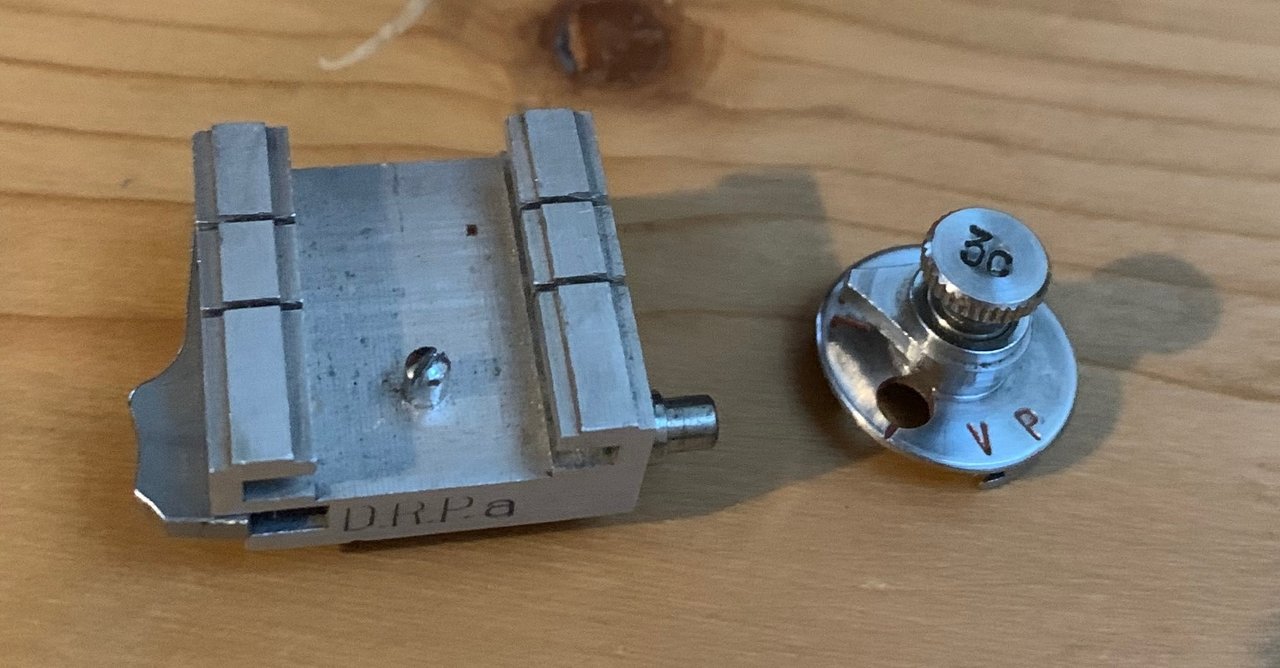 LEICAライカ　アクセサリーシンクロ装置GEISS　KONTAKT LEICA 珍品アクセサリー ドイツ製 シンクロ装置GEISS KONTAKT
