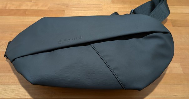 FINO IV 超薄型30mm！脇下に完全フィットする多機能スリング NIID