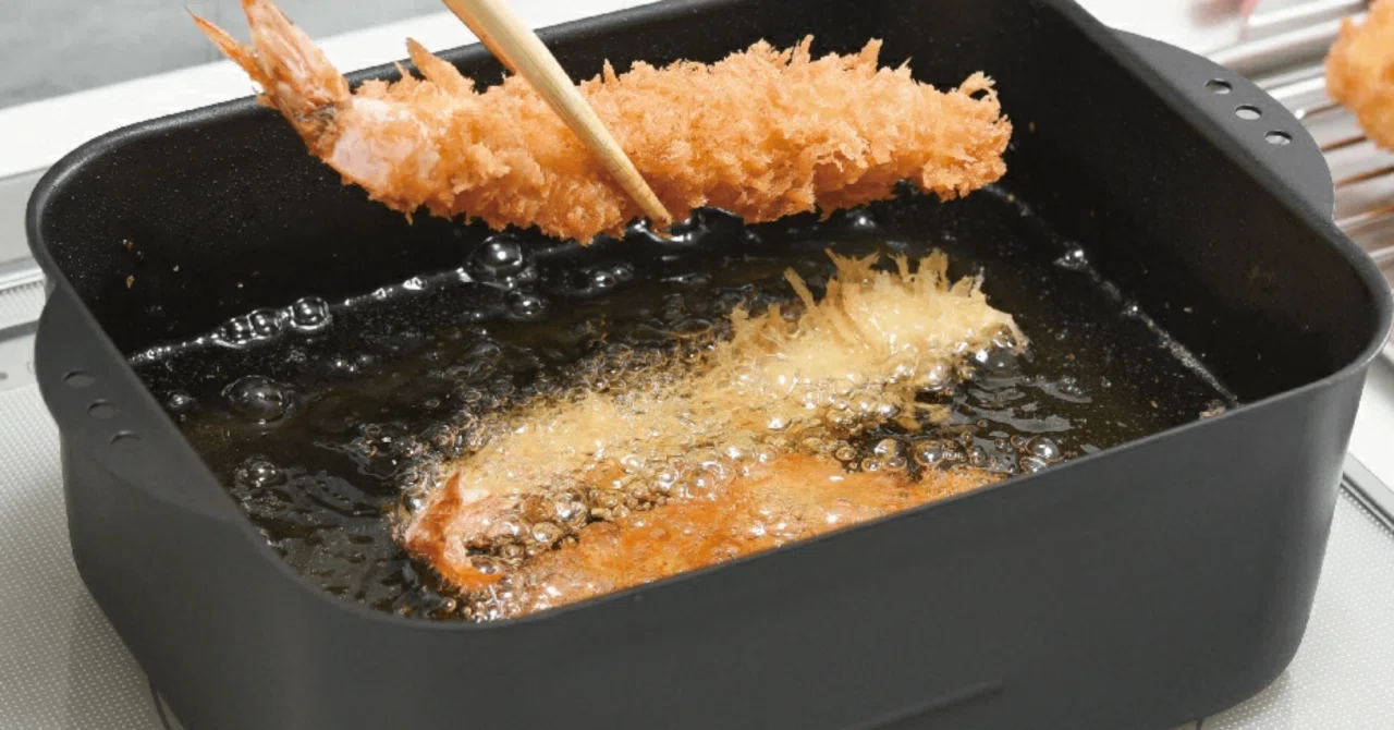 ふるさと納税で購入できる！燕三条の天ぷら鍋角型ワイド アミ・フタ付