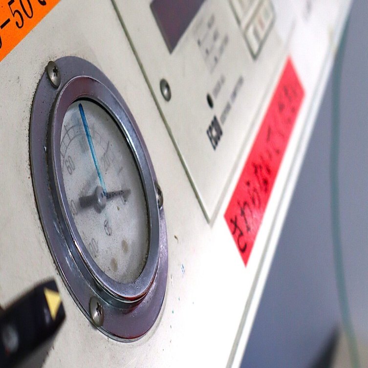 露光機とは？】シルクスクリーンの基礎知識-｜新開地アートひろば