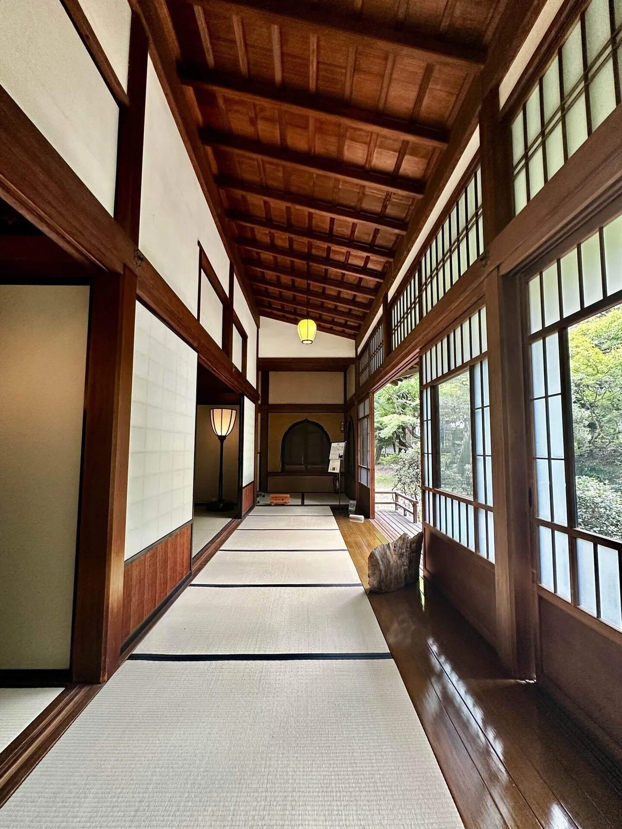 駒場公園、旧前田家本邸 洋館と和館を歩いて｜おととさんぽ