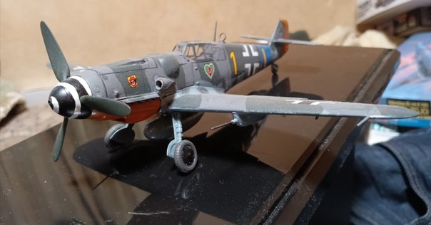 レベル 1/72 アラド Ar234 C-2 `BLITZ` with Fi103(V-1)｜HIROA